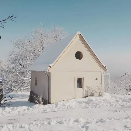 Weinstoeckl In Der Suedsteiermark *