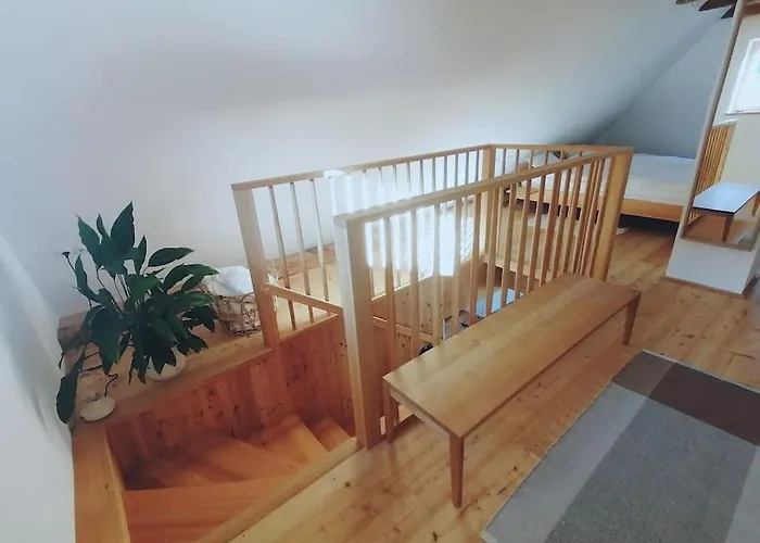 Weinstoeckl In Der Suedsteiermark ليوتسشاخ