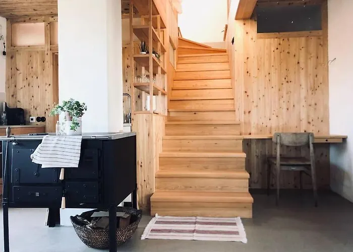 Weinstoeckl In Der Suedsteiermark *